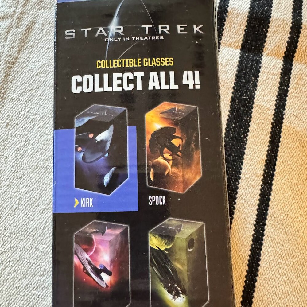 CAPT. KIRK STAR TREK 2008 BURGER COLLECTORS DRINKING GLASS